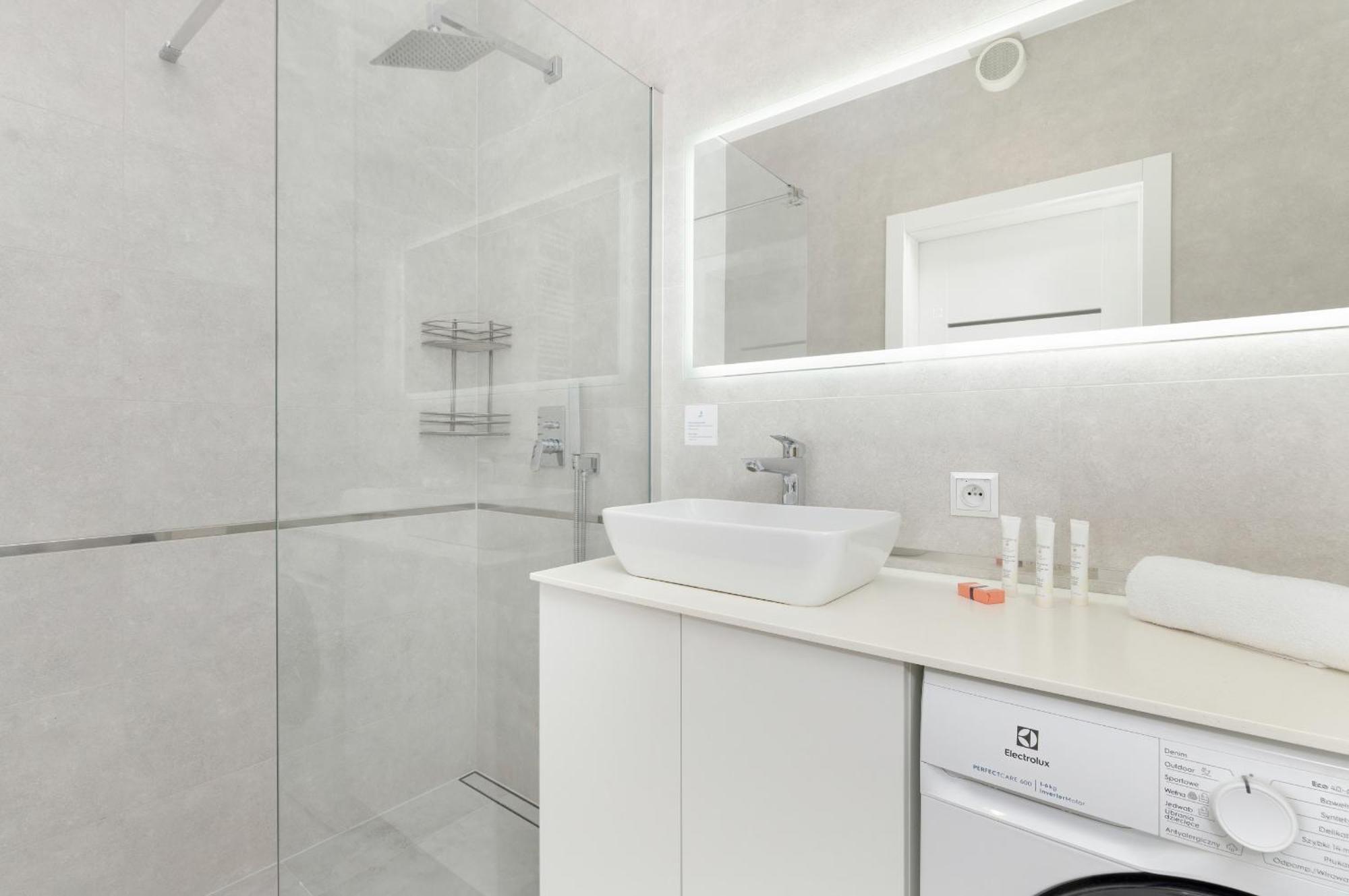 Bastion Walowa With Parking By Renters Prestige * Гданськ
